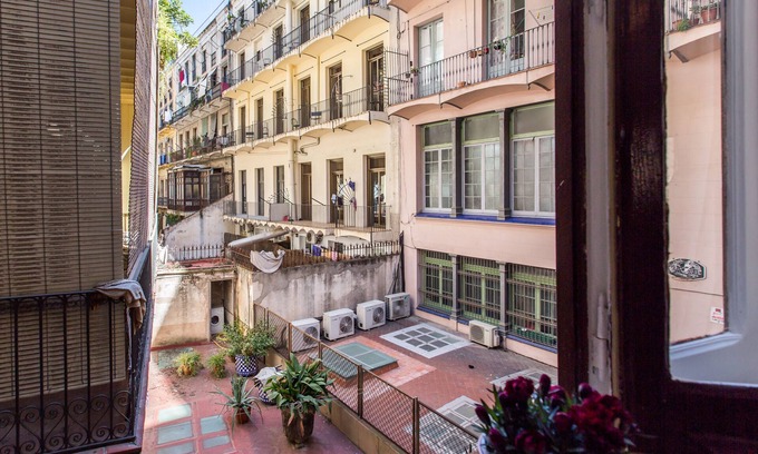 Sant Pere House | El Born Guest House by Casa Consell