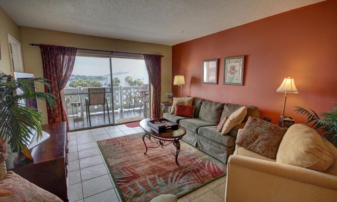 Fort Walton Beach House | El Matador 547 - Beautiful water views and close to all amenities of El Matador