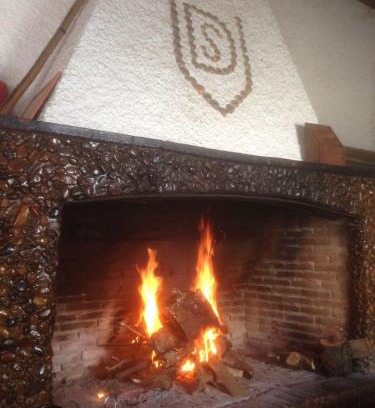 Higuera de la Sierra House | El Mesón de Higuera de la Sierra