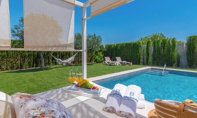 Alhaurin de la Torre Villa | El Refugio de Paco Alhaurín de la Torre by Ruralidays