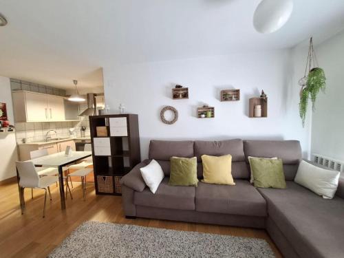 Escarrilla Apartment | El Tozal, cálido, petfriendly con garaje