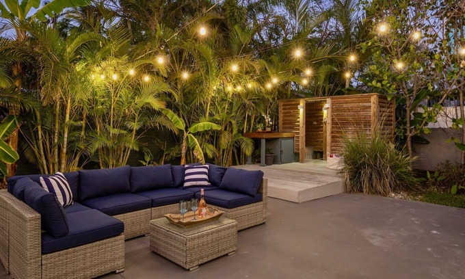Midtown House | **ELECTRIC SUNSHINE @ MIDTOWN** Groovy Private Home + LAST KEY SERVICES…