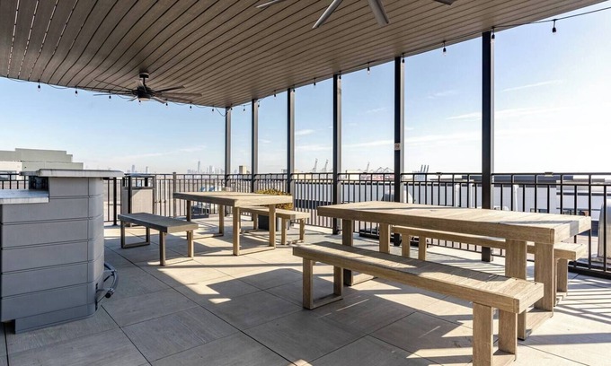 Bayonne Apartment | Elegance - 1 Bedroom Apartment - 10 Min NYC/EWR - Free Lot Parking - The Helix