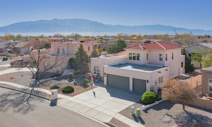 Rio Rancho House | Elegance in Rio Rancho