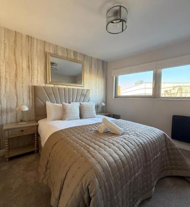 Cardiff City Centre Apartment | Elegant 1 Bed with free parking