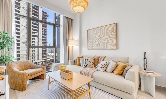 Nad Al Sheba Apartment | Elegant 1-Bedroom Home in Dubai