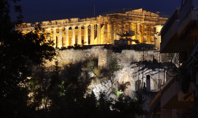 Thissio Apartment | Elegant/5 BR-5 BA Apt/Acropolis View/Ideal & Quiet Location/Host present