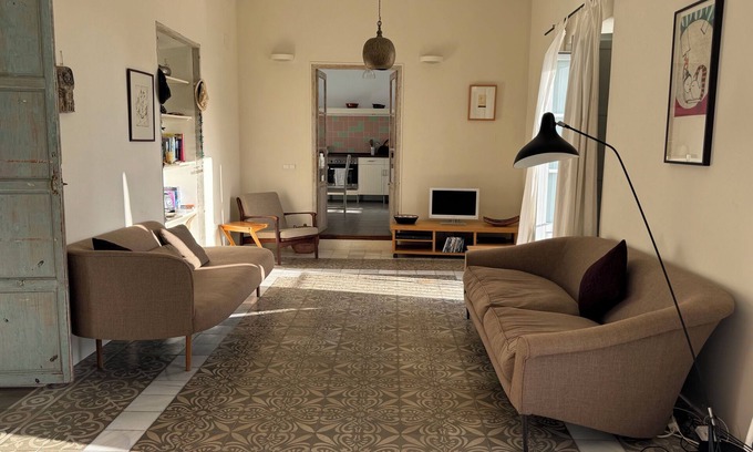 San Ambrosio Apartment | Elegant Apartment in Vejer Old Town, renovated but with lovely original features