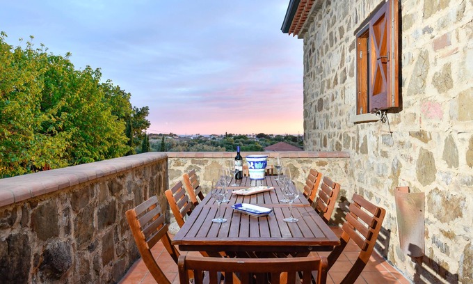 Castellabate Apartment | Elegant Apartment Sauco - Spacious 3-Bedrooms with Stunning Views.