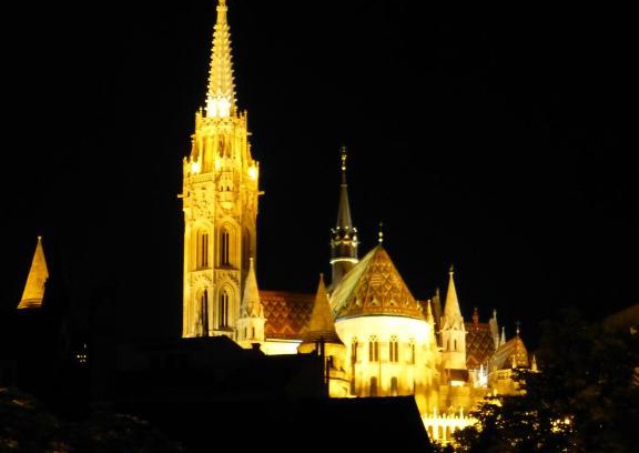 Vizivaros Apartment | Elegant apartment with Buda Castle view