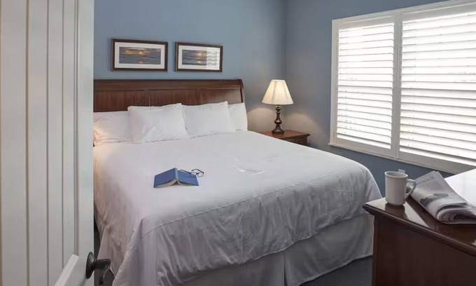 Palmetto Dunes Hotel | Elegant Escape Near Beach Trails, Perfect for Family Adventures | 4 Units