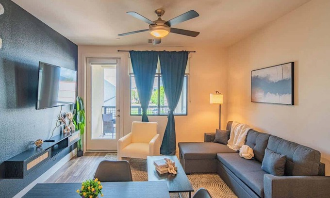 North Scottsdale Apartment | Elegant Escape | TPC Golf, Kierland, Pool, W/D