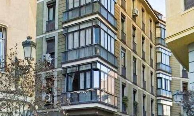 Palacio Apartment | Elegant Floor To Discover Madrid.