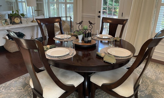 Southern Pines House | Elegant golf get-away 4 minutes to Pinehurst. Surrounded by Golf Opportunities!