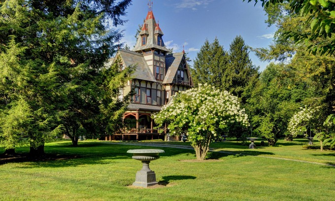 Pine Plains House | Elegant Historic Hudson Valley Gilded Age Mansion On 4+ Parklike Acres
