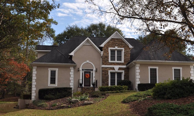 Johns Creek House | Elegant Home 5 Bed / 3.5 Bath in Popular Johns Creek, GA