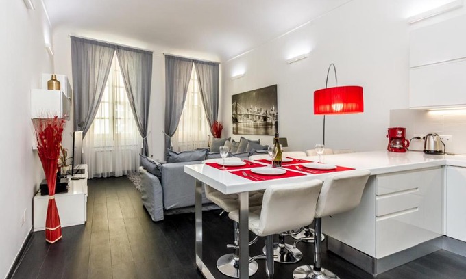 Savona Apartment | Elegant House Via Pia