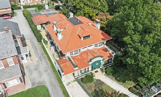 Lancaster House | Elegant Lancaster Mansion w/Gameroom & Firepit- Walk To Downtown Lancaster!