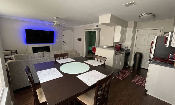 Lavista Park Apartment | Elegant Luxurious 2 Bedroom suite ❤️