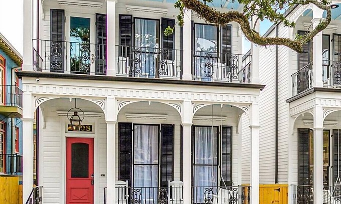 Mid-City House | Elegant Mid City Luxurious Home On Streetcar Line Free Parking