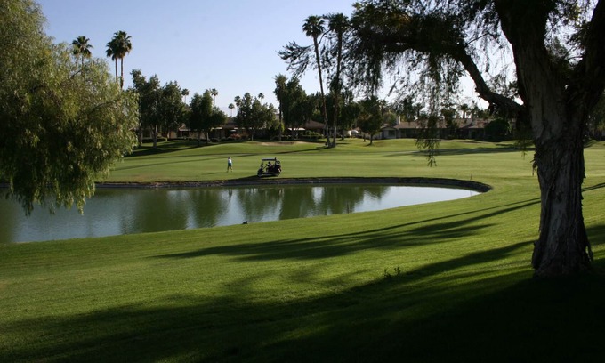 Palm Desert Condo | Elegant Monterey Country Club Living At Its Finest! n2 bed/2 bath