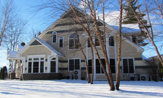 Jackson House | Elegant Vacation Home in picturesque Jackson NH perfect for reunions, gatherings