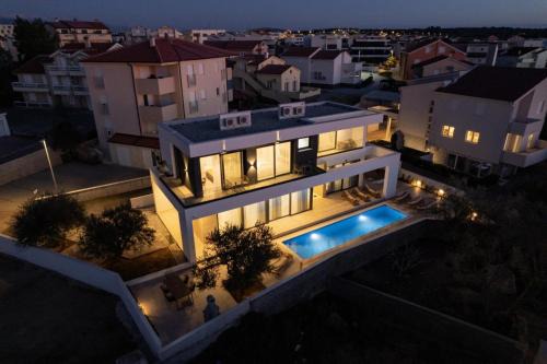 Zrce Villa | Elegant Villa Cataleya with private pool and sauna