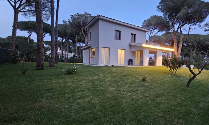 Santa Margherita di Pula Villa | Elegant Villa Near the Sea VM Stay South Sardinia