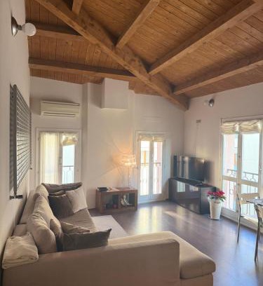 Faenza Apartment | Elegante torretta in centro