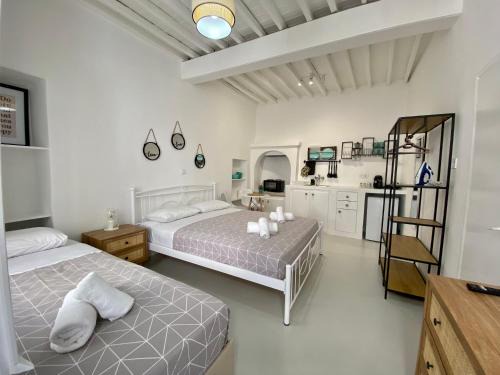 Mykonos Apartment | Elenita’s Mykonos town flat