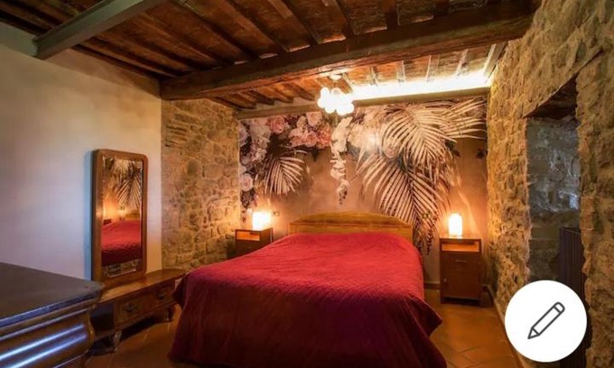 Montecatini Val di Cecina Apartment | Elettra Flower