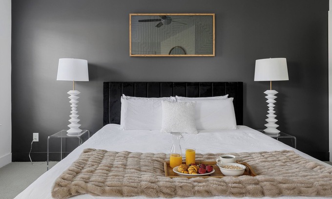 North Charleston House | Elevate Your Stay at Lifted Up: Park Circle Haven!
