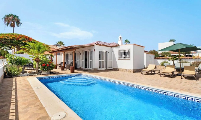 Complejo turistico Amarilla Golf Villa | Eliana Golf - Three Bedroom Villa, Sleeps 5