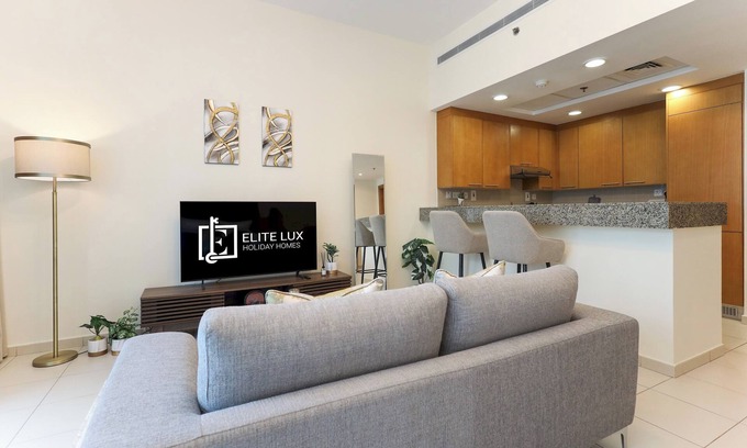 Downtown Dubai Apartment | Elite LUX Holiday Homes - Modern Elegance Studio in Business Bay, Dubai
