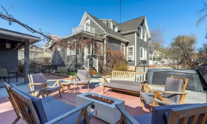 Central Colorado Springs Apartment | Elite Quarters Prime Location Downtown Hot Tub,BBQ