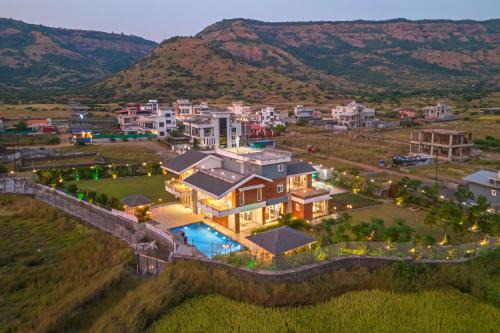 Lonavala Villa | ELIVAAS Nimishka 5 BHK Villa with Pvt Pool, Garden & Scenic Views