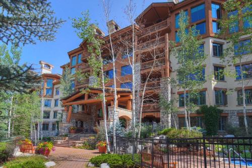 Beaver Creek Resort | Elkhorn Lodge