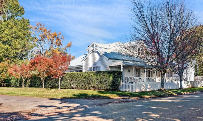 Burrawang House | Ellary, Burrawang - a beautiful country home