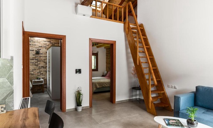 Dafnata Apartment | Eloise Apartments