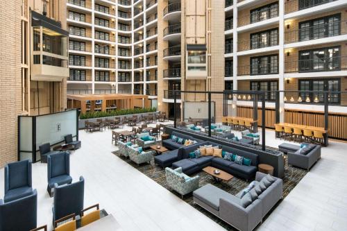 Windsor Park Hotel | Embassy Suites by Hilton Austin Central