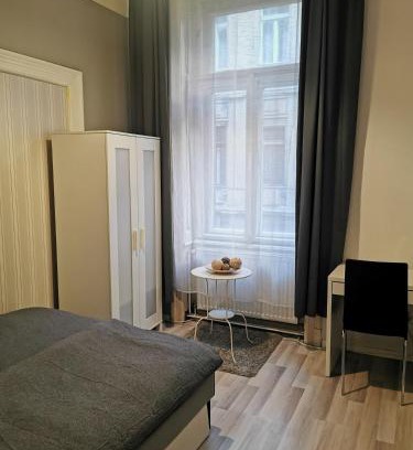 Inner City Budapest Apartment | Emerald Apartment Budapest