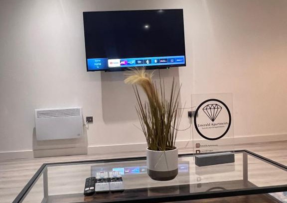 Bradford Apartment | Emerald Apartments - Duplex Suite CITY CENTRE