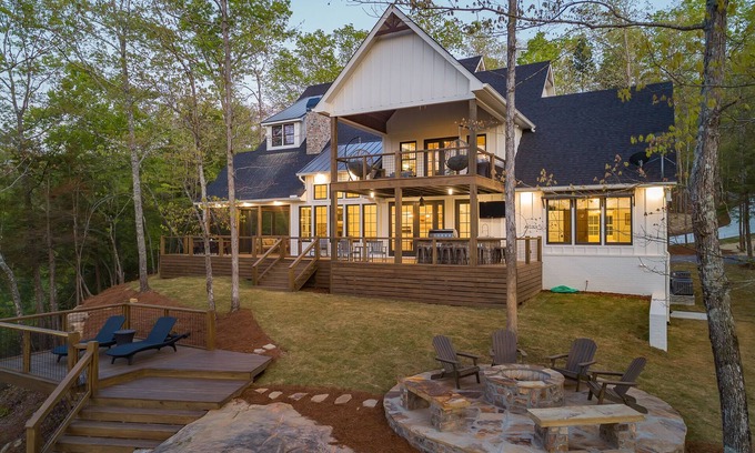 Arley House | Emerald Cove at Smith Lake: 7BR house, sleeps 18+, beautiful channel views!