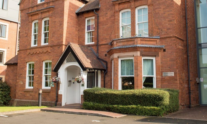 Edgbaston House | Emerald Suite Studio apartment in the center of Birmingham