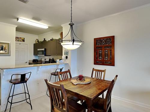 Frangista Beach Apartment | Emerald Waters #307