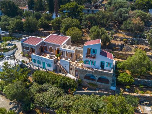 Symi Villa | Emporio A Captivating 6-Bed Villa in Nimborio