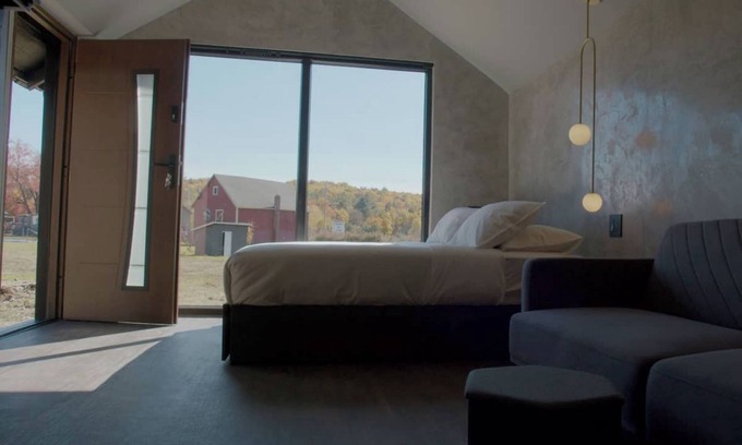 Brandon Cabin | Emrose Luxury Cabins 11