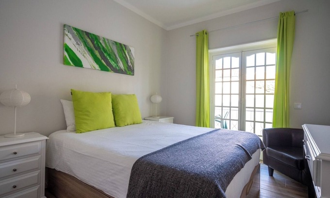 Ericeira House | En-Suite Private Room (5), Coxos Ribamar Ericeira