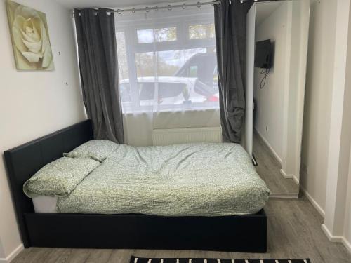 Milton Keynes House | En-suite room in central Milton Keynes