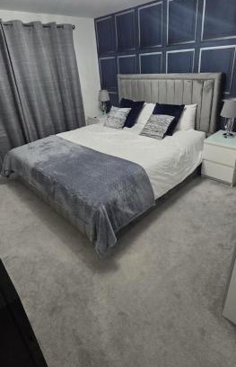 Blackburn House | En-suite Room With Superking Bed